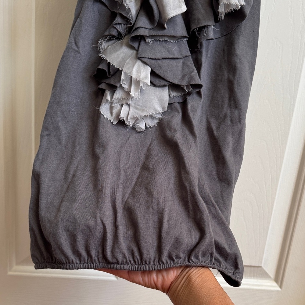 Source Unknown Charcoal Ruffled Blouse - image 5